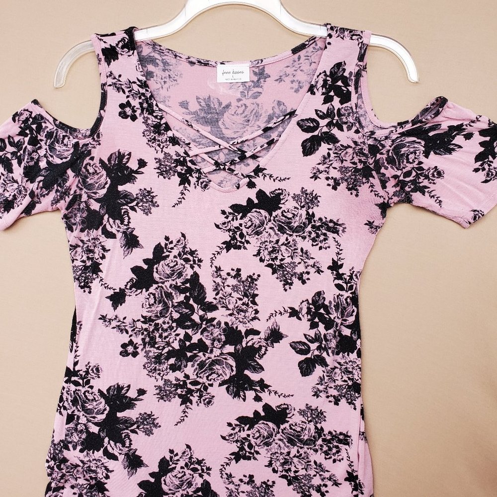 Floral Fitted Blouse with Peek-a-Boo Shoulders